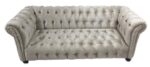 Perłowa sofa Chesterfield